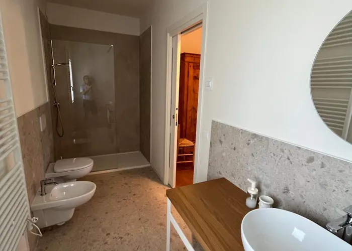 Ghislanzoni Apartment *
